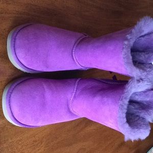Uggs Bailey Bow Purple Size 4